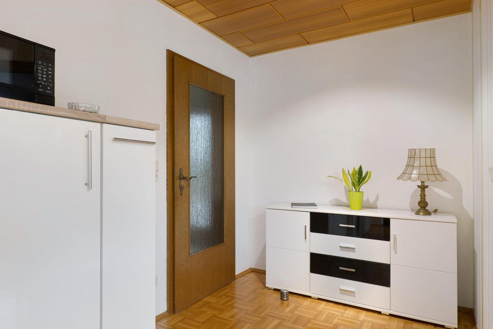 Bender Apartment *